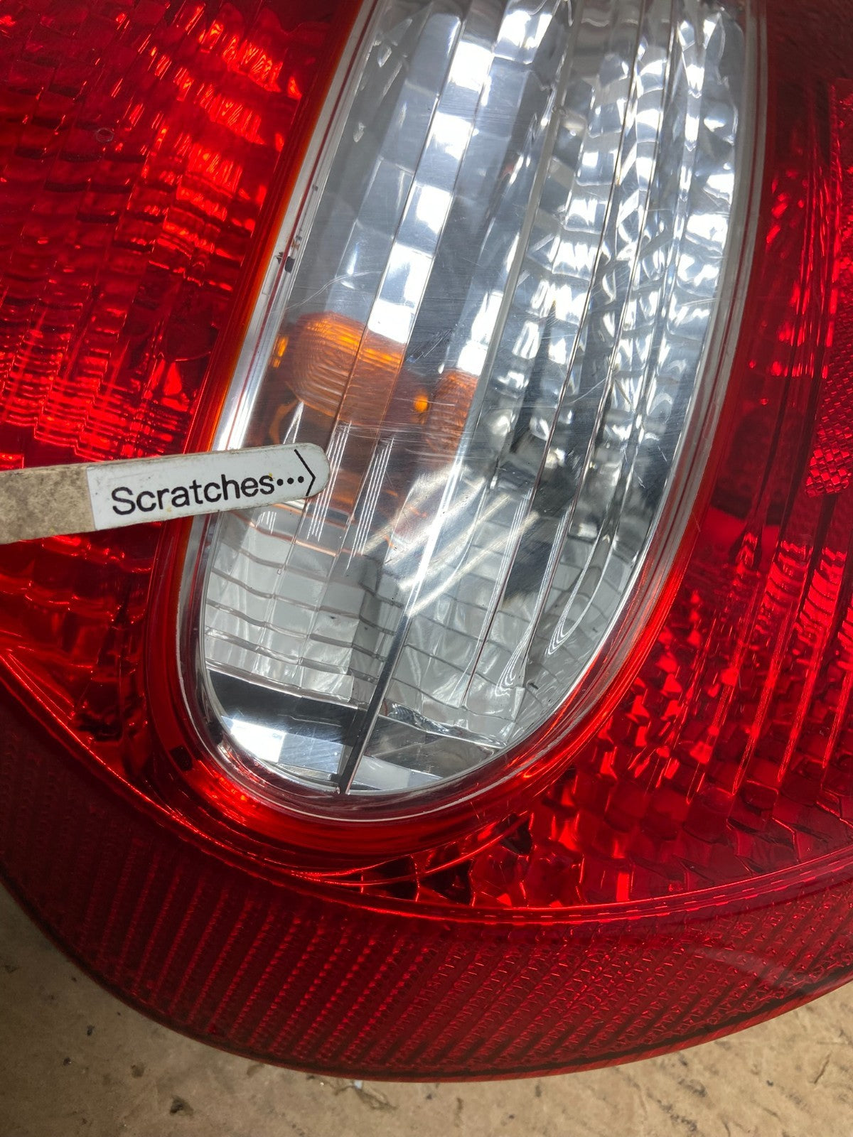 2002 2003 2004 Toyota Camry Left Driver LH Side Tail Light AB3363 LK3