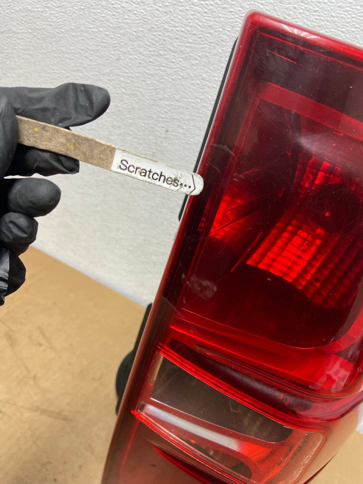 2008-2014 Chevrolet Tahoe Suburban Right Passenger Rh Tail Light AC8582 LK3