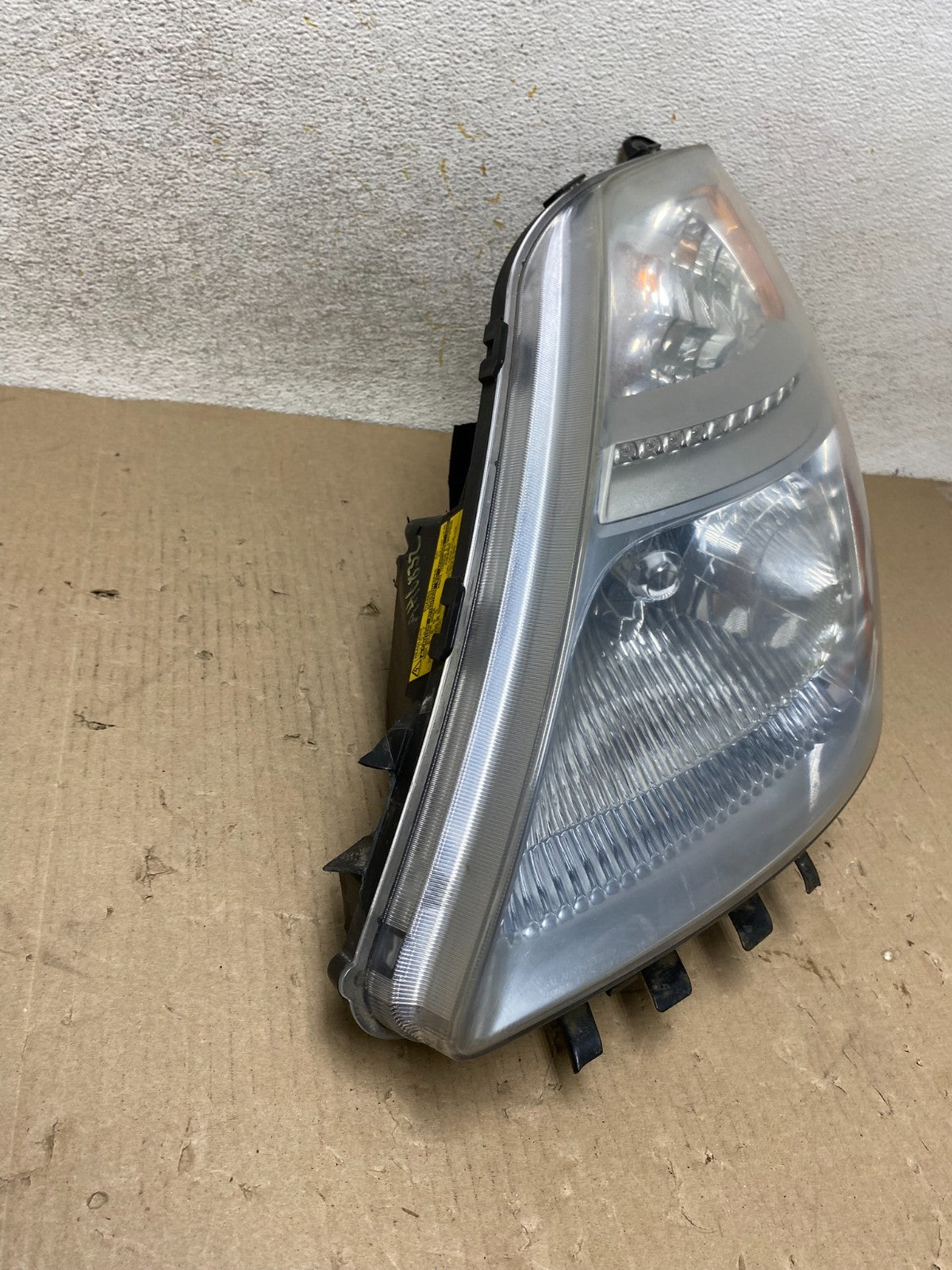 2006-2009 Toyota Prius Left Driver LH Side Blue Headlight Xenon Hid AH6832 DW1