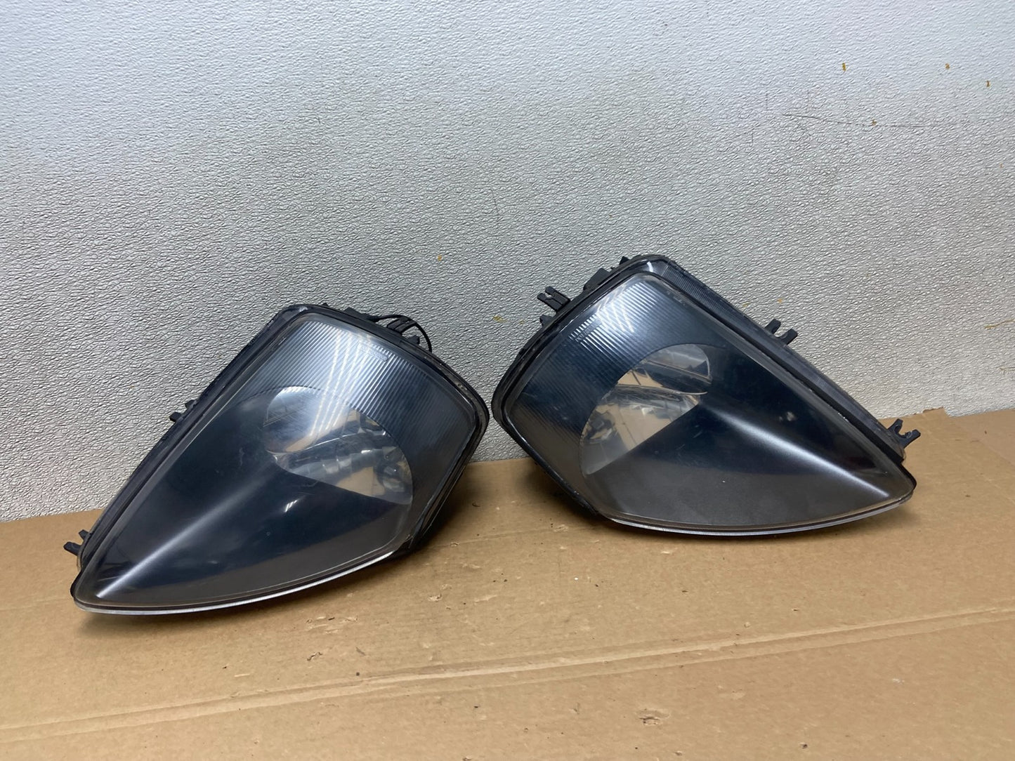 2000-2005 Mitsubishi Eclipse Left+Right Set Halogen Headlights AB3497 DW0