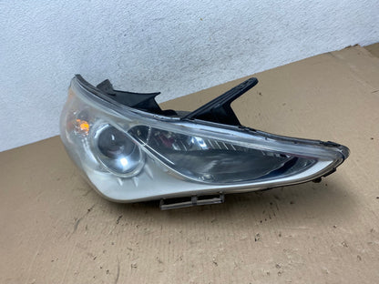 2011 - 2014 Hyundai Sonata Right Passenger Rh Side Headlight Halogen AE8832 LK1