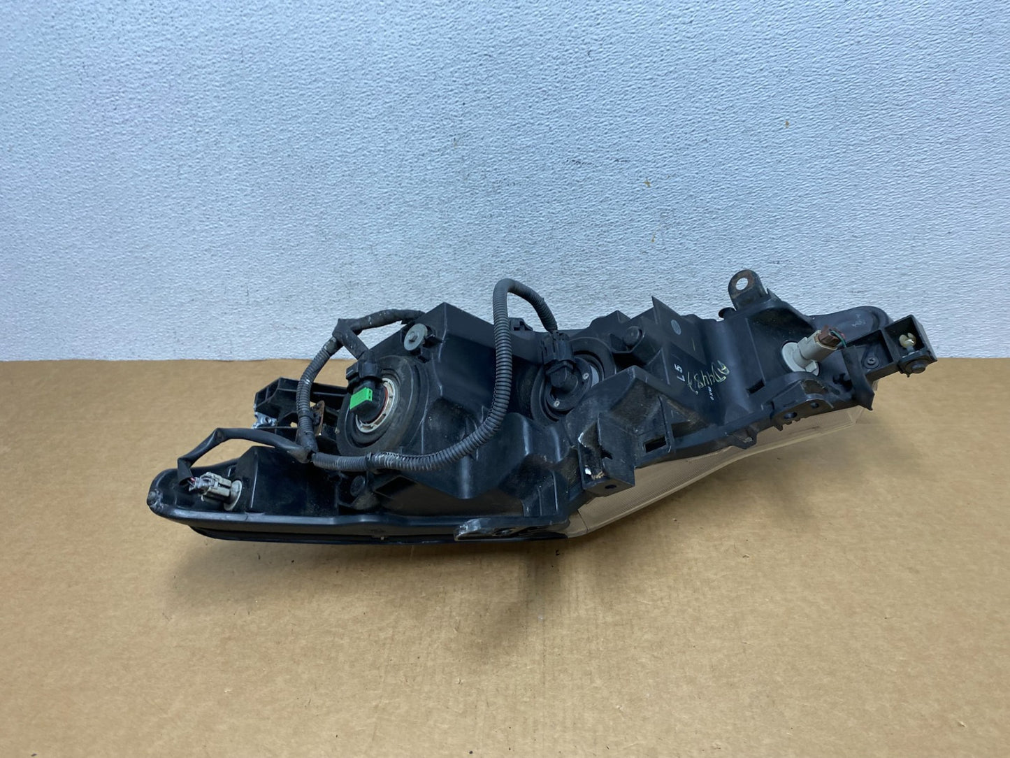 2011 to 2014 Nissan Murano Headlight Right Passenger Rh Halogen AD4487 DW5