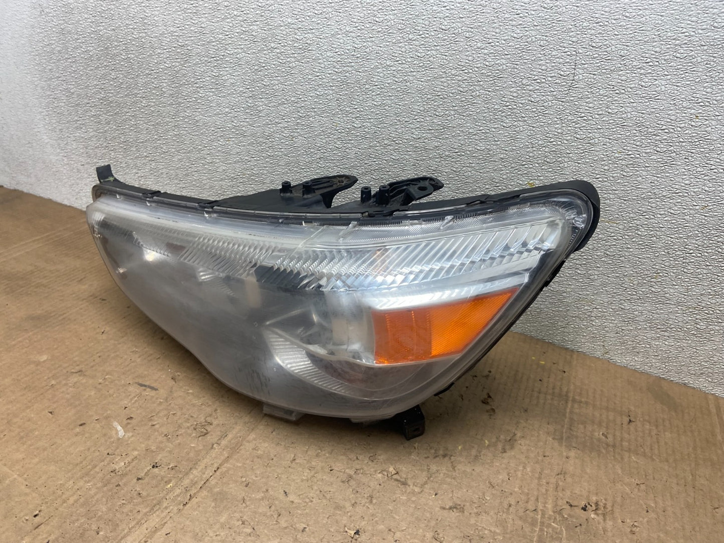 2010 to 2018 Mitsubishi ASX Left Driver Lh Side Xenon Headlight Oem AA6913 DW1