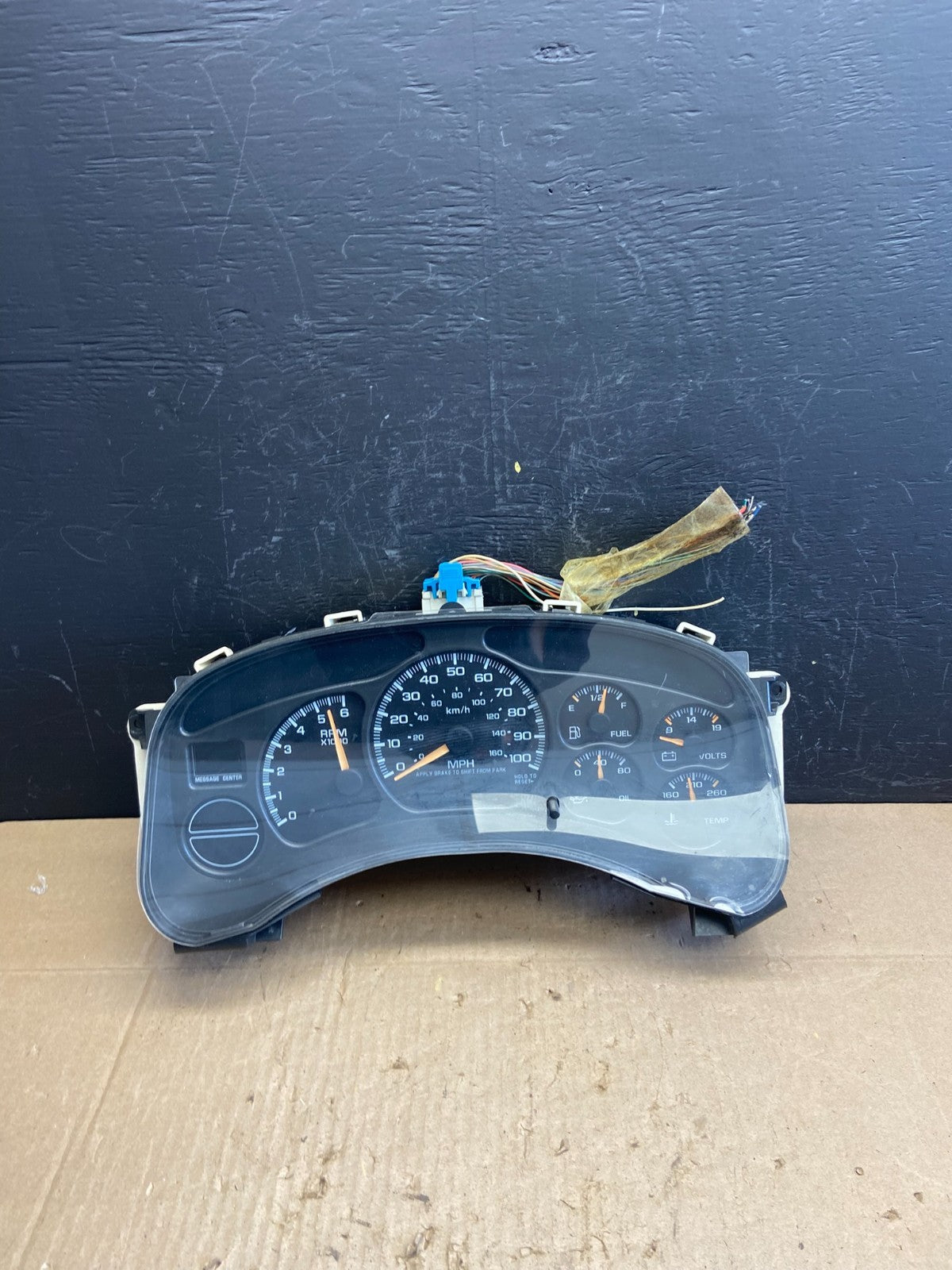 2002 GMC Yukon Speedometer Cluster Gauge Oem AB9845 DG0