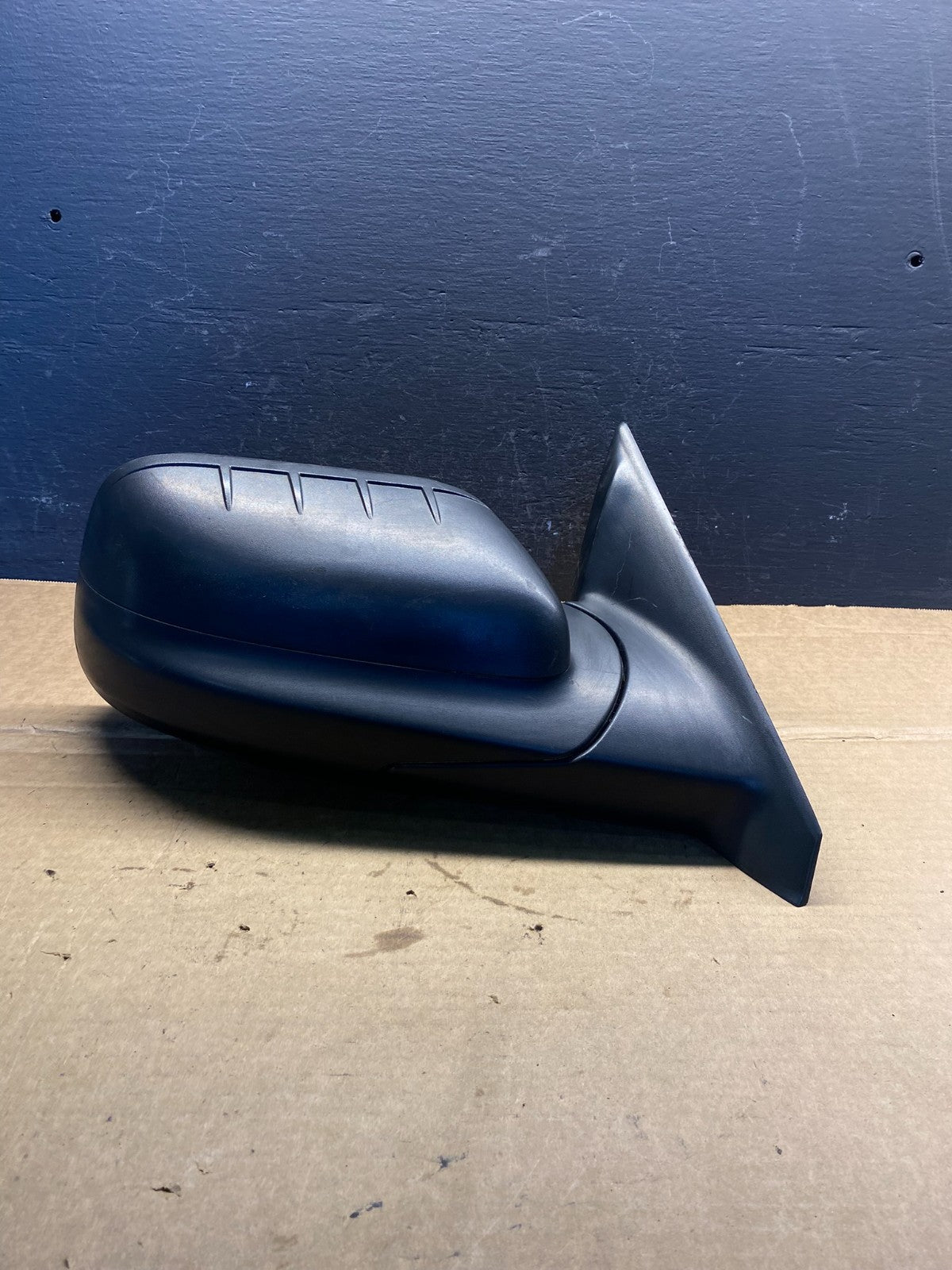 2016 to 2019 Ford Explorer Right Passenger Side View Door Mirror AD3394 DG0