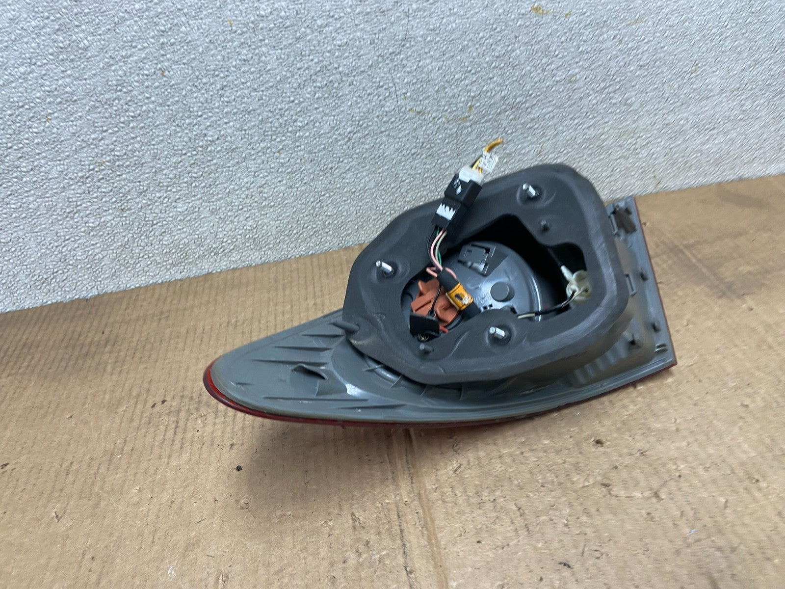 2007 to 2010 Hyundai Elantra Sedan Left Driver Side Tail Light Oem AA6496 DW3