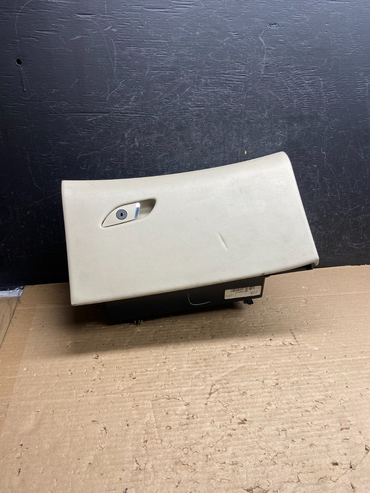 2013 to 2019 Lincoln MKZ Dash Glove Box Storage Compartment AG8582 DG0