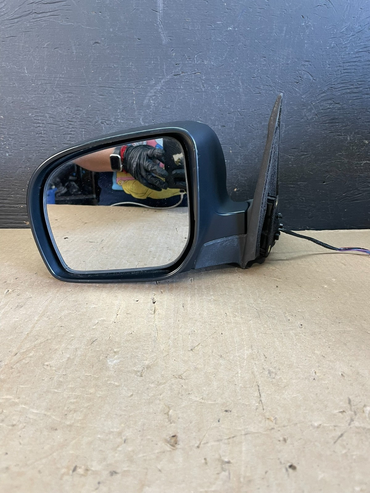 2009 to 2010 Subaru Forester Left Driver Side View Power Door Mirror AD5893 DW7