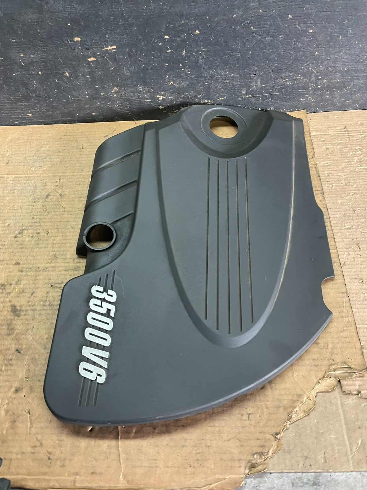 2006 2011 Chevrolet Impala V6 VVT Engine Cover Shield OEM Q9833 DG3