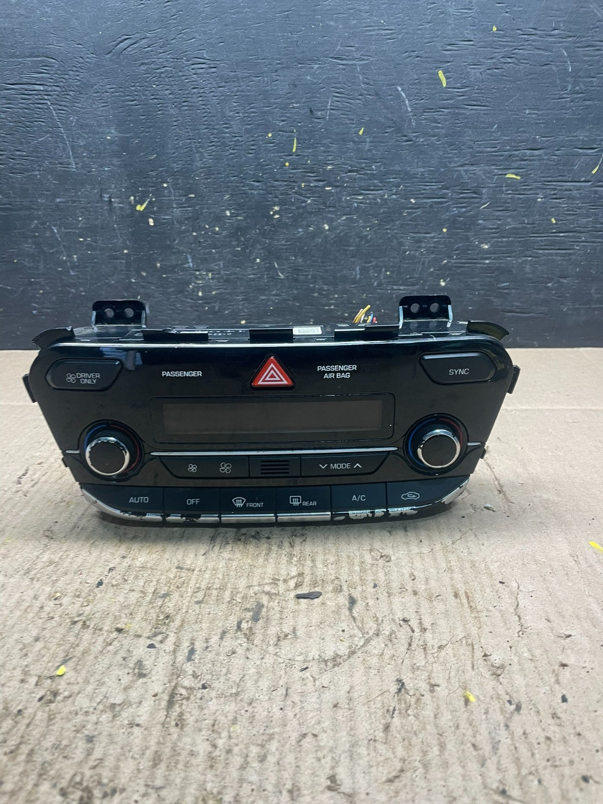 2017 to 2019 Hyundai Ioniq AC A/C Heater Climate Control Panel OEM R6282 DG0