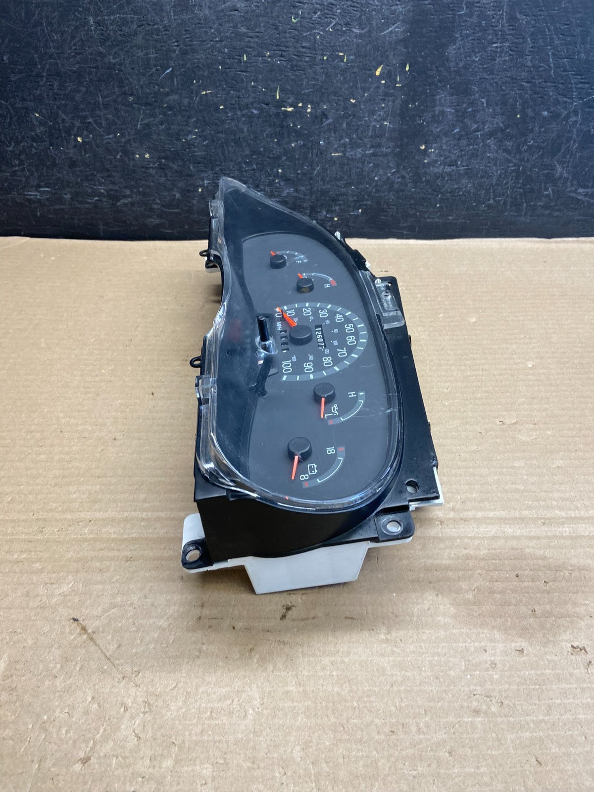 2000-2002 Ford Econoline E250 E350 Van Speedometer Instrument Cluster ah1434 DG2