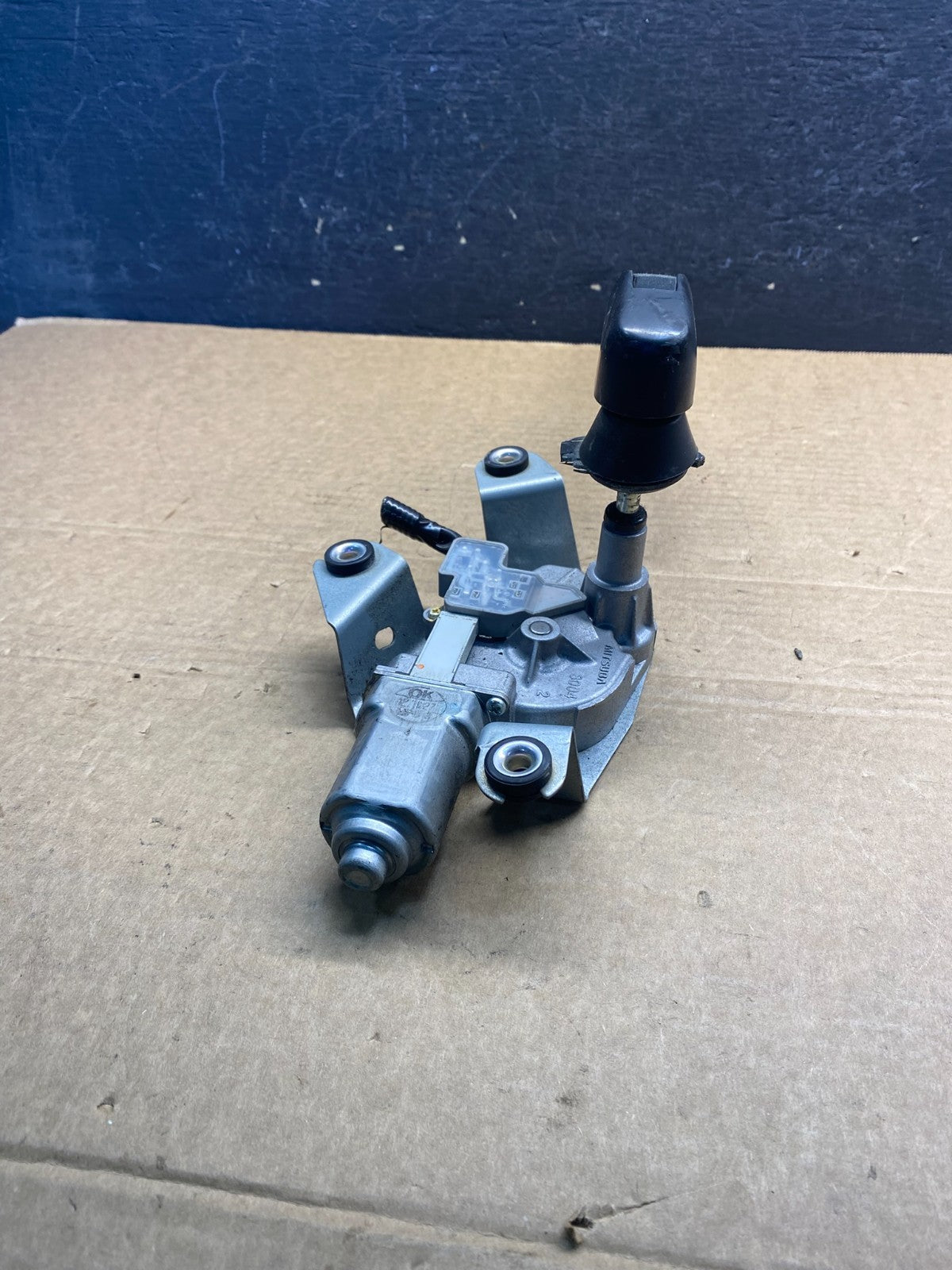 2009 to 2014 Nissan Cube Rear Wiper Motor af7646 DG4