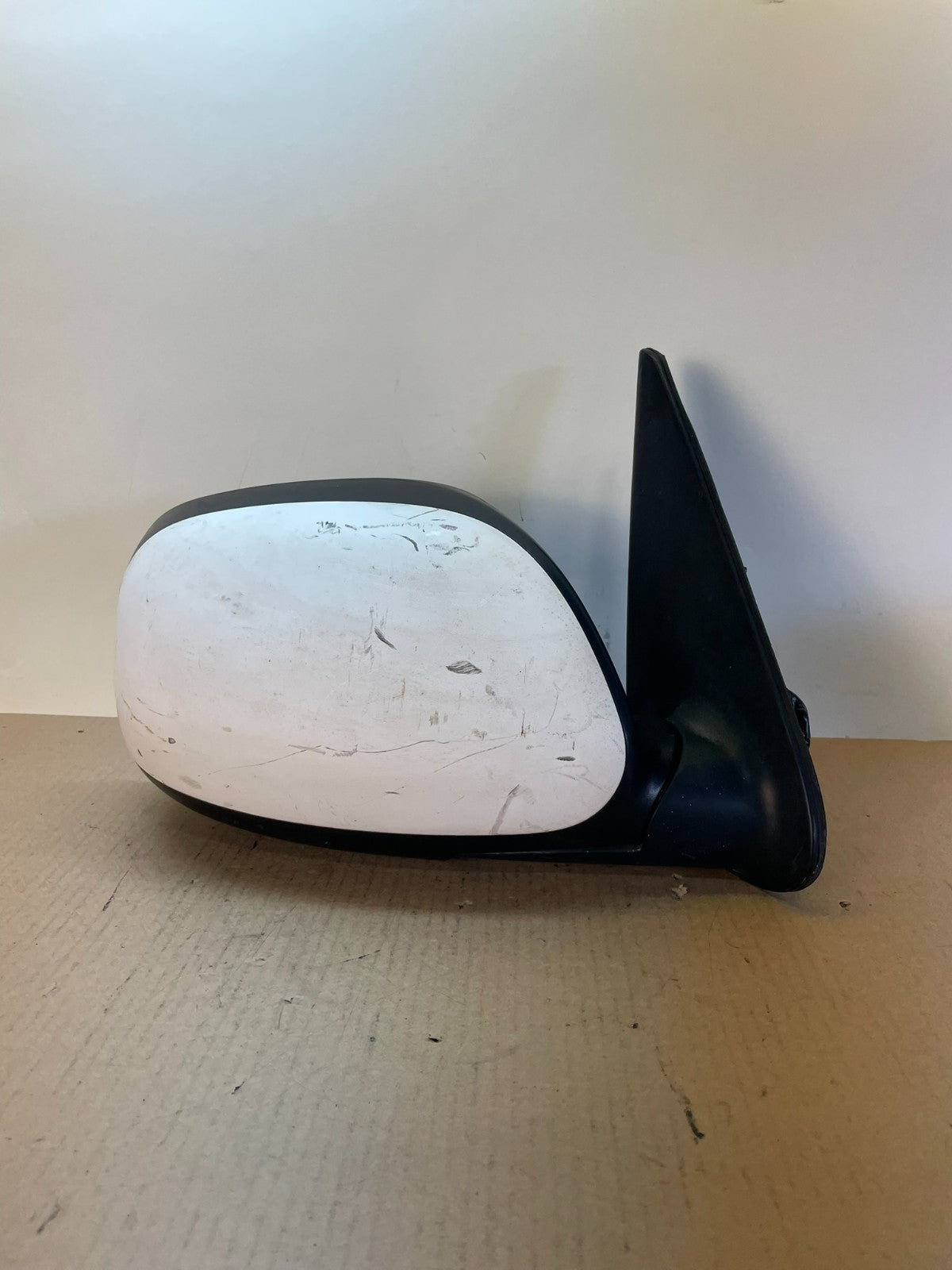 2001 to 2006 Toyota Sequoia Right Passenger RH View Door Mirror ai4168 DG0