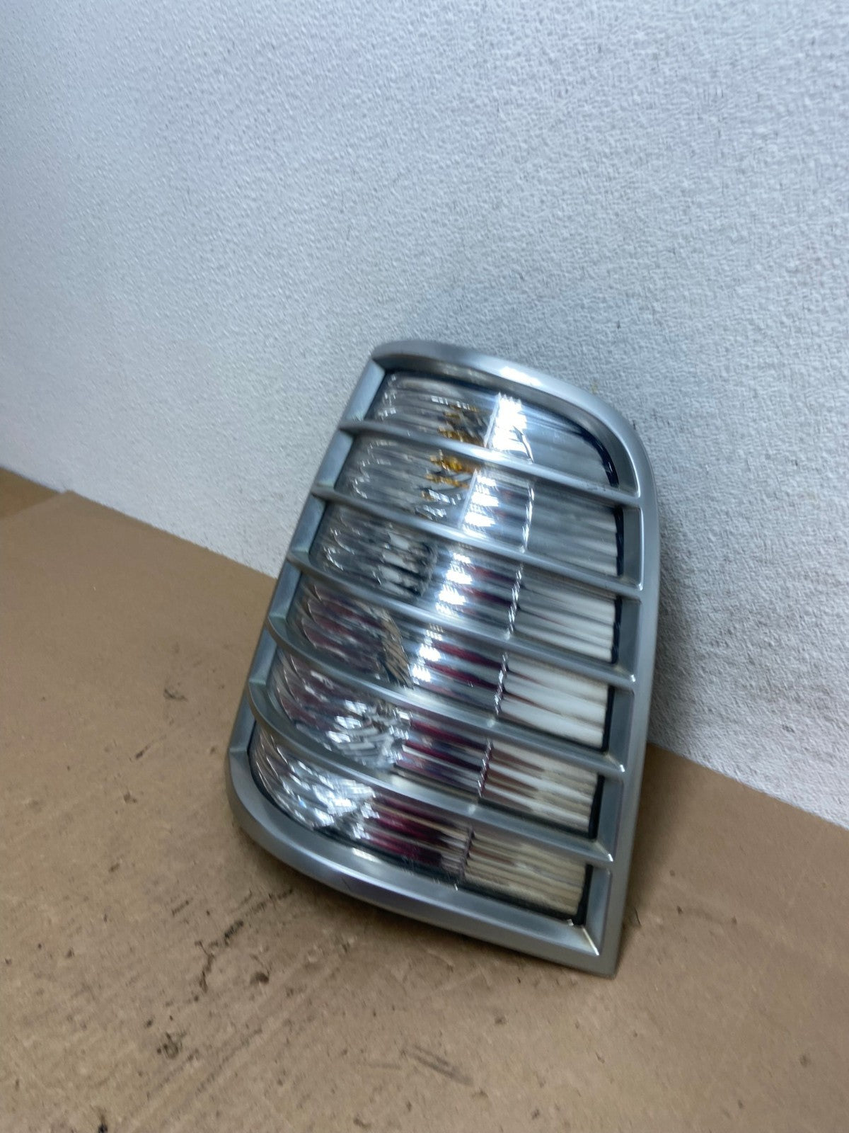 2006 - 2010 Mercury Mountaineer Right Side Tail Light AE6151 LK1