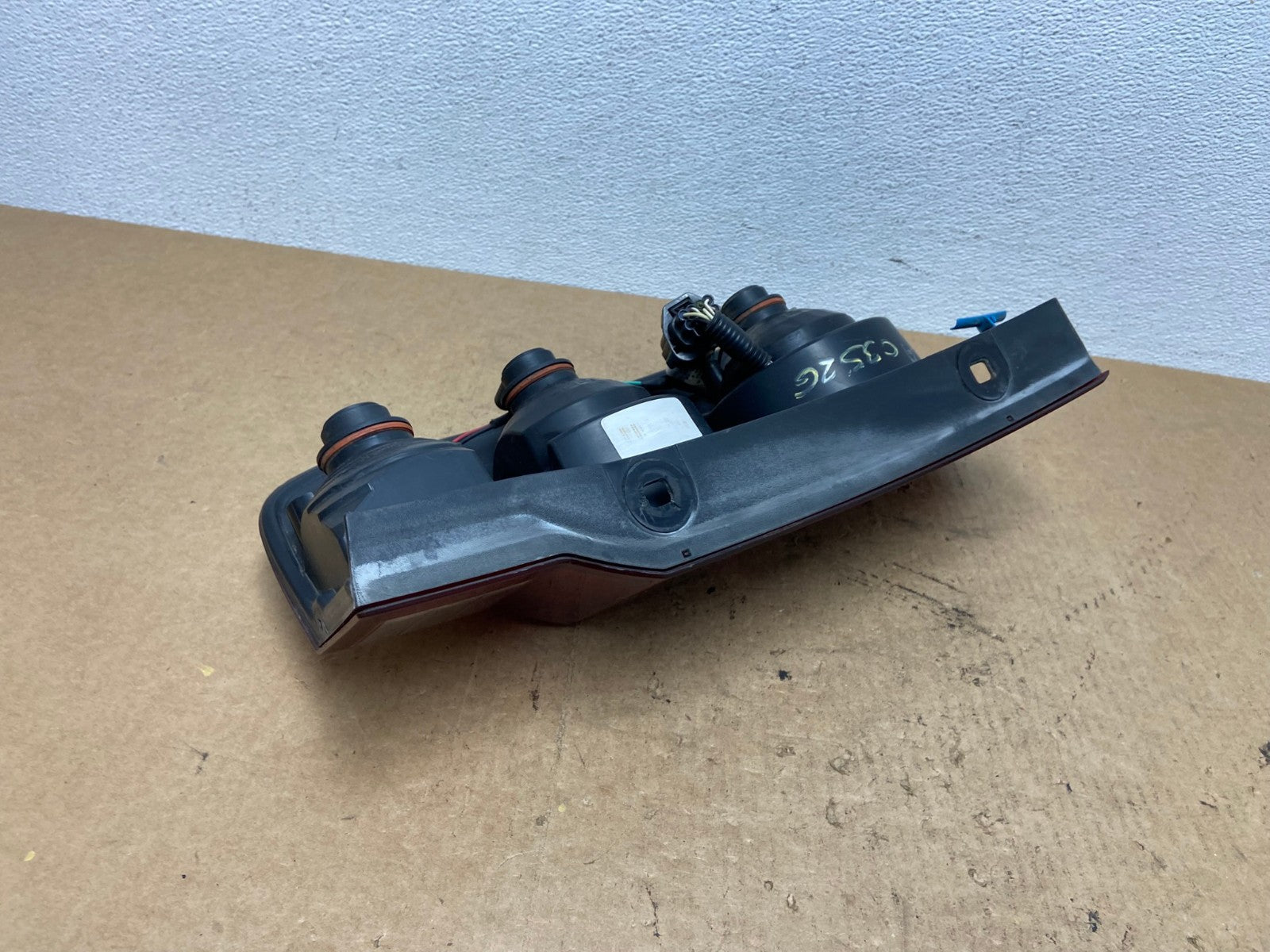 2006 to 2010 Jeep Commander Left Driver Side Tail Light OEM AC3526 LK4