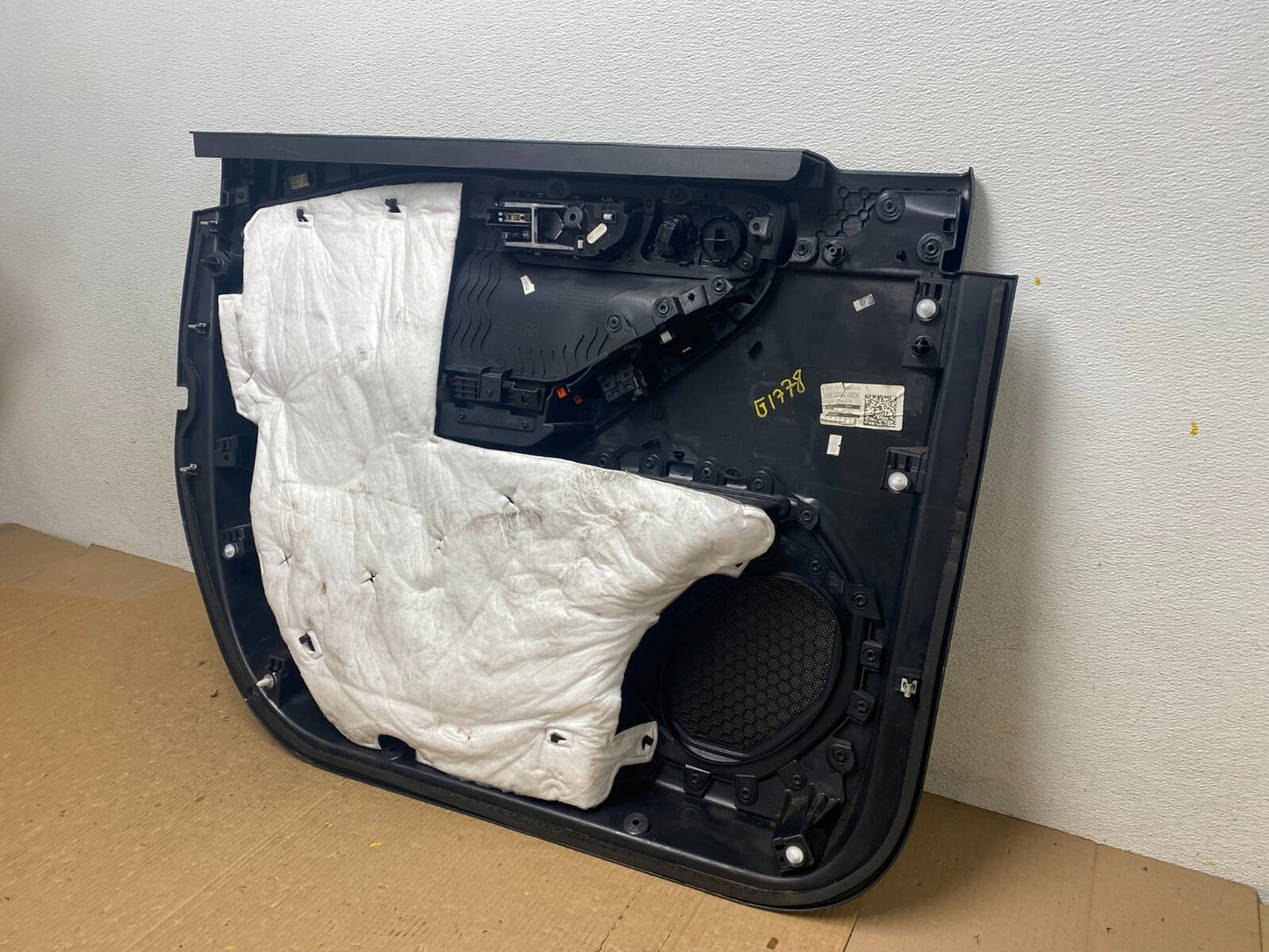 2020 to 2023 Ford Explorer Interceptor Front Right Side Door Panel OEM G17787
