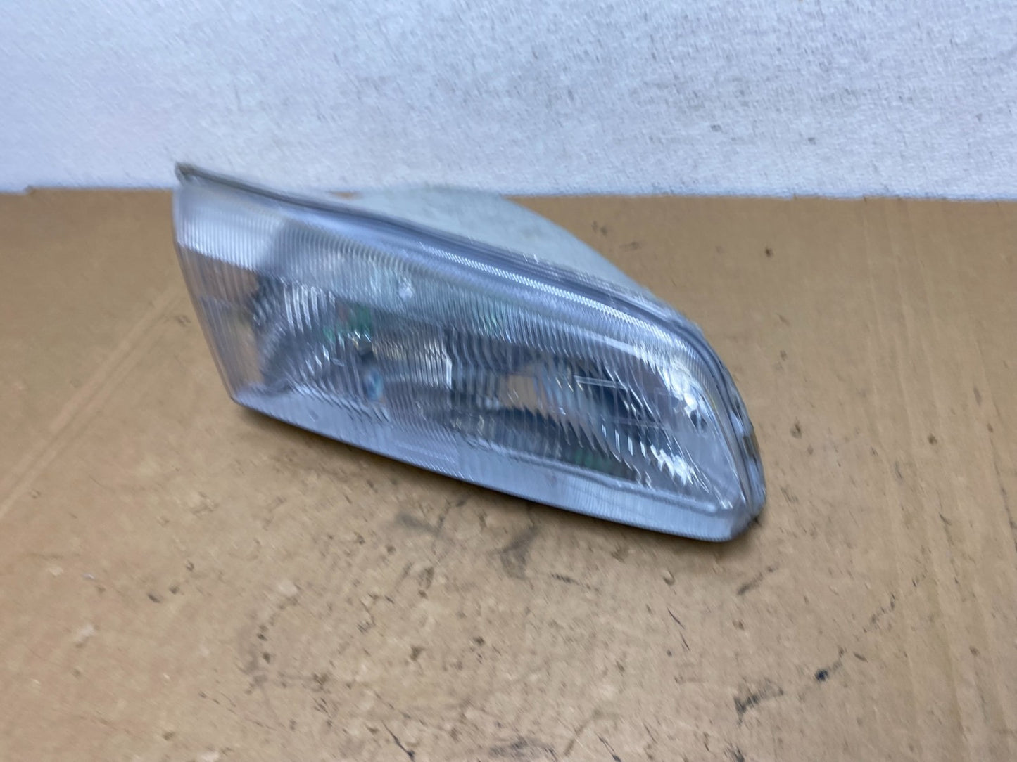 1997 1998 1999 Toyota Camry Right Passenger RH Halogen Headlight AD3049 DW1