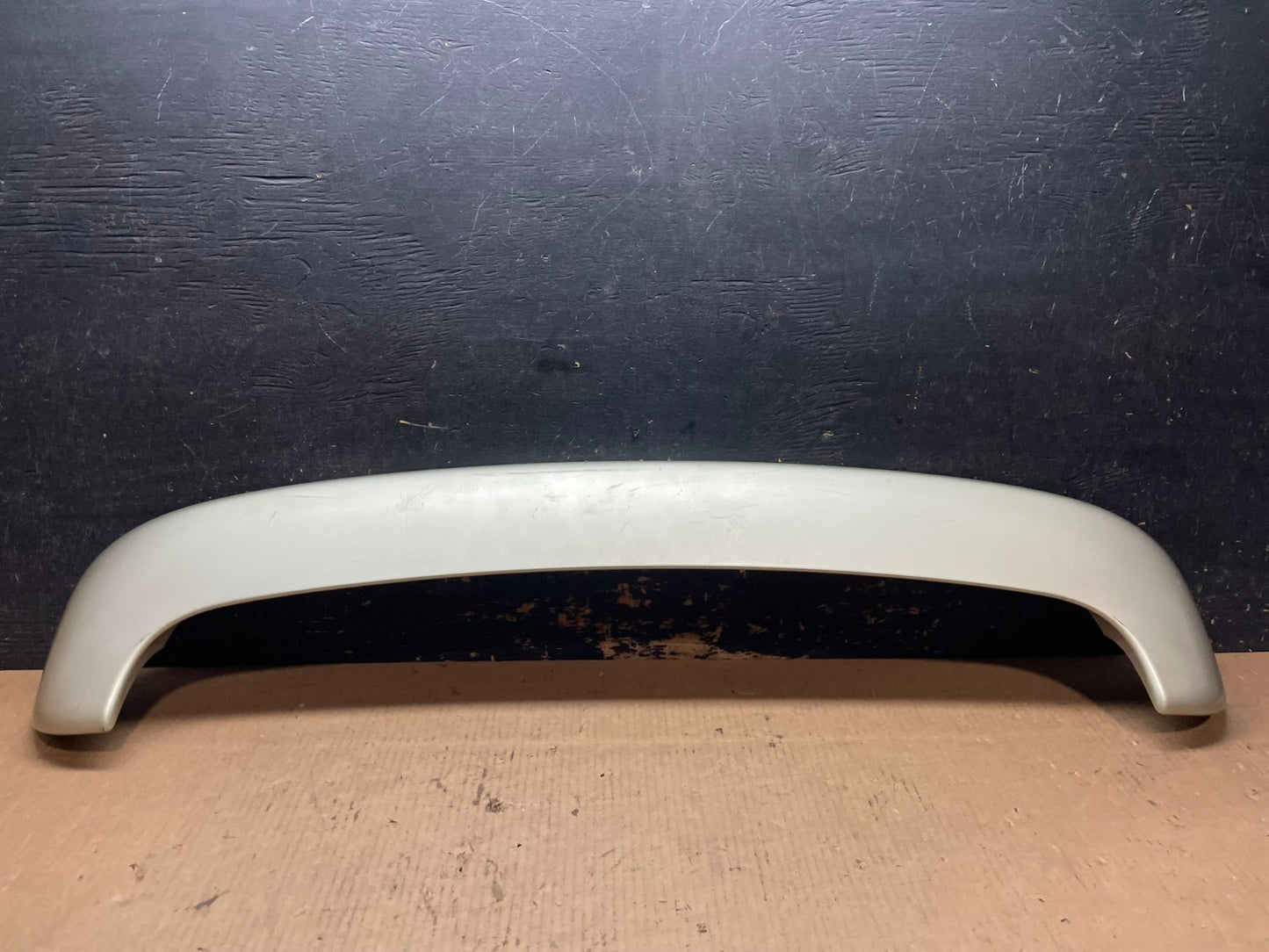 2001 to 2007 Toyota Highlander Upper Rear Upper Wing Spoiler Oem AA2430 DG0