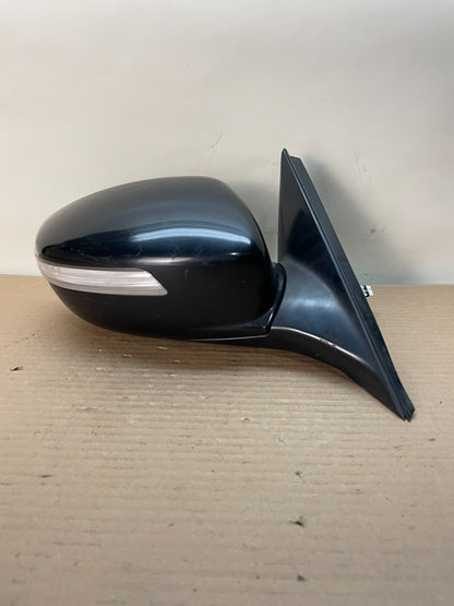 2009 to 2014 Hyundai Genesis Sedan Right Passenger RH Door Mirror ah8698 DG0