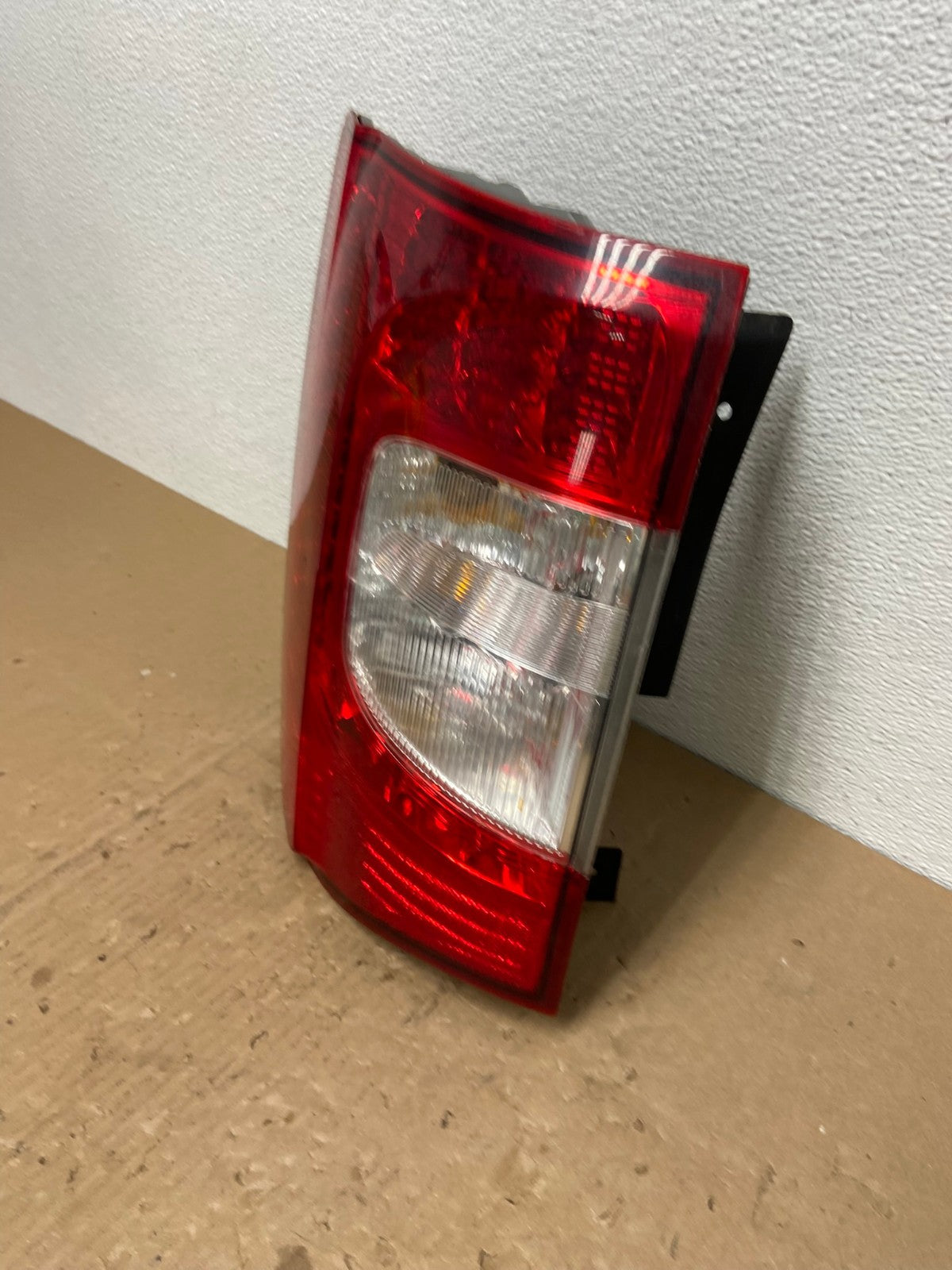 2011-2016 Chrysler Town and Country Left Driver Side Tail Light OEM AB6941 LK1