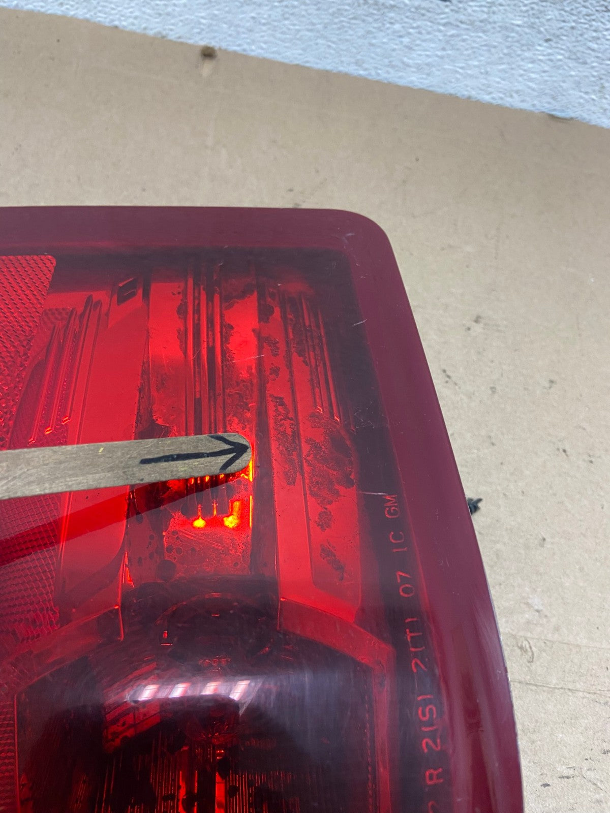 2007 to 2013 Chevrolet Silverado Right Passenger RH Side Tail Light AF4531 LK4