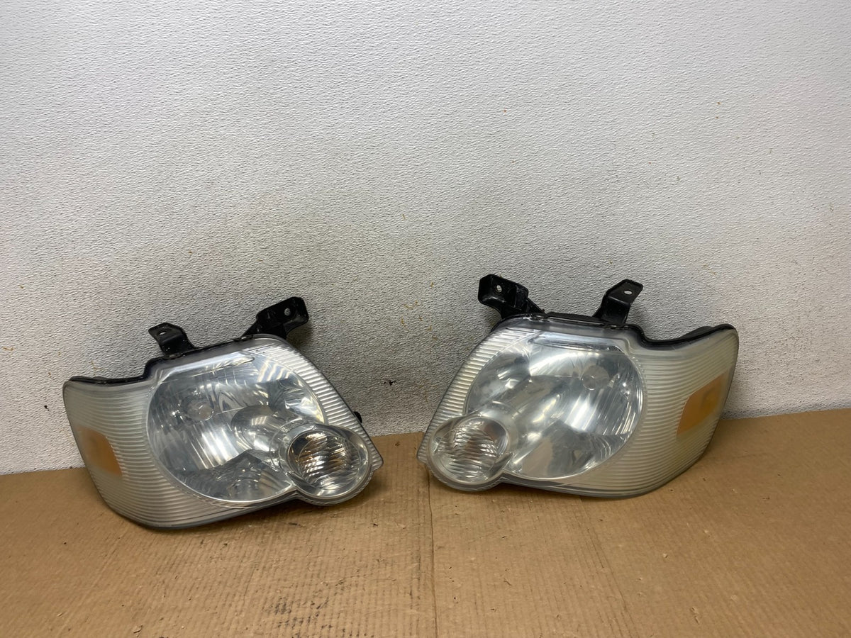 2006 2007 2008 2009 2010 Ford Explorer Left+Right Set Headlights AI6619 DW0