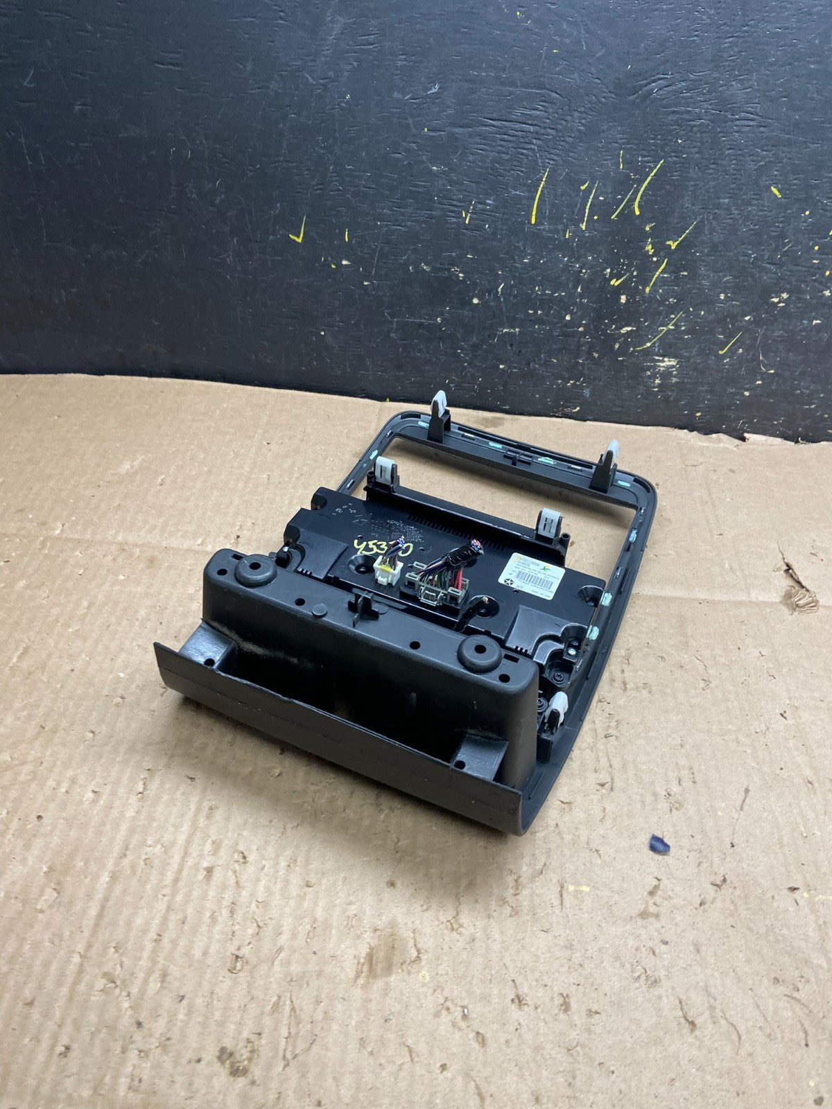 2011 - 2013 Dodge Durango Auto Dual Heat AC Climate Temperature Control Y5370 DG3