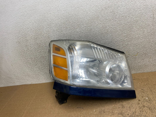 2004 to 2007 Nissan Armada Right Passenger RH Side Headlight W7747 DW0
