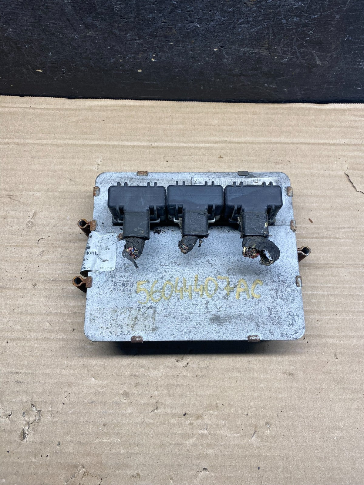 1997 Jeep Cherokee 4.0L ECM ECU Engine Control Computer Module AH9987 DW0