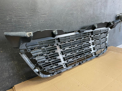 2009 to 2011 Freightliner Sprinter Front Upper Chrome Grill Grille aa6177 DG6