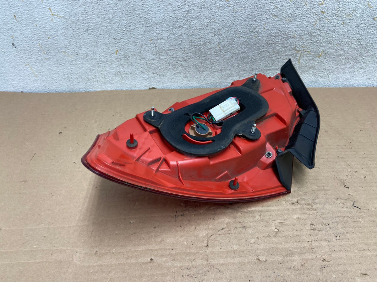 2007 to 2013 Infiniti G35 G37 Sedan Left Driver LH Side Tail Light AI0879 LK4