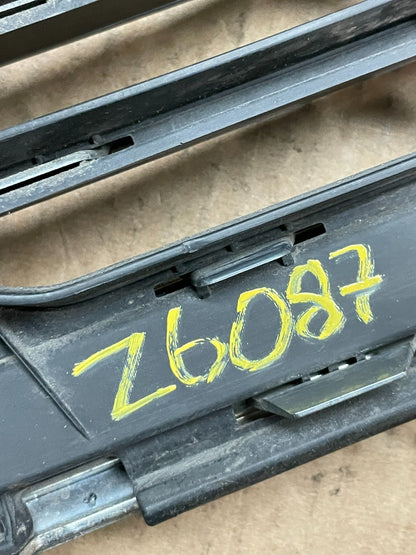 2015 to 2018 Ford Focus Front Upper Grille Grill Z6087 DG7