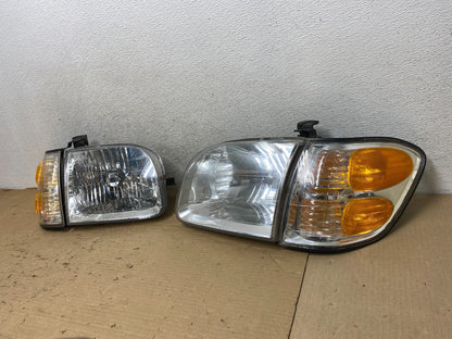 2001-2004 Toyota Sequoia Left+Right Side Halogen Headlights DEPO AG8323 DW2