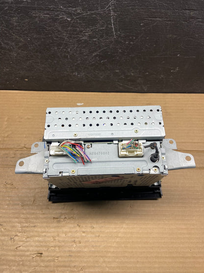 2004 to 2010 Toyota Sienna AM FM CD WMA Mp3 Radio Receiver AE4539 DG5