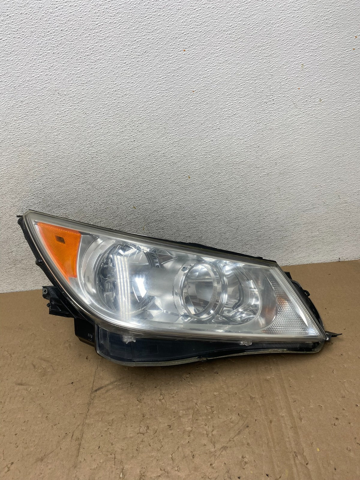 2010 to 2013 Buick Lacrosse Right Passenger Halogen Headlight AG5448 DW0