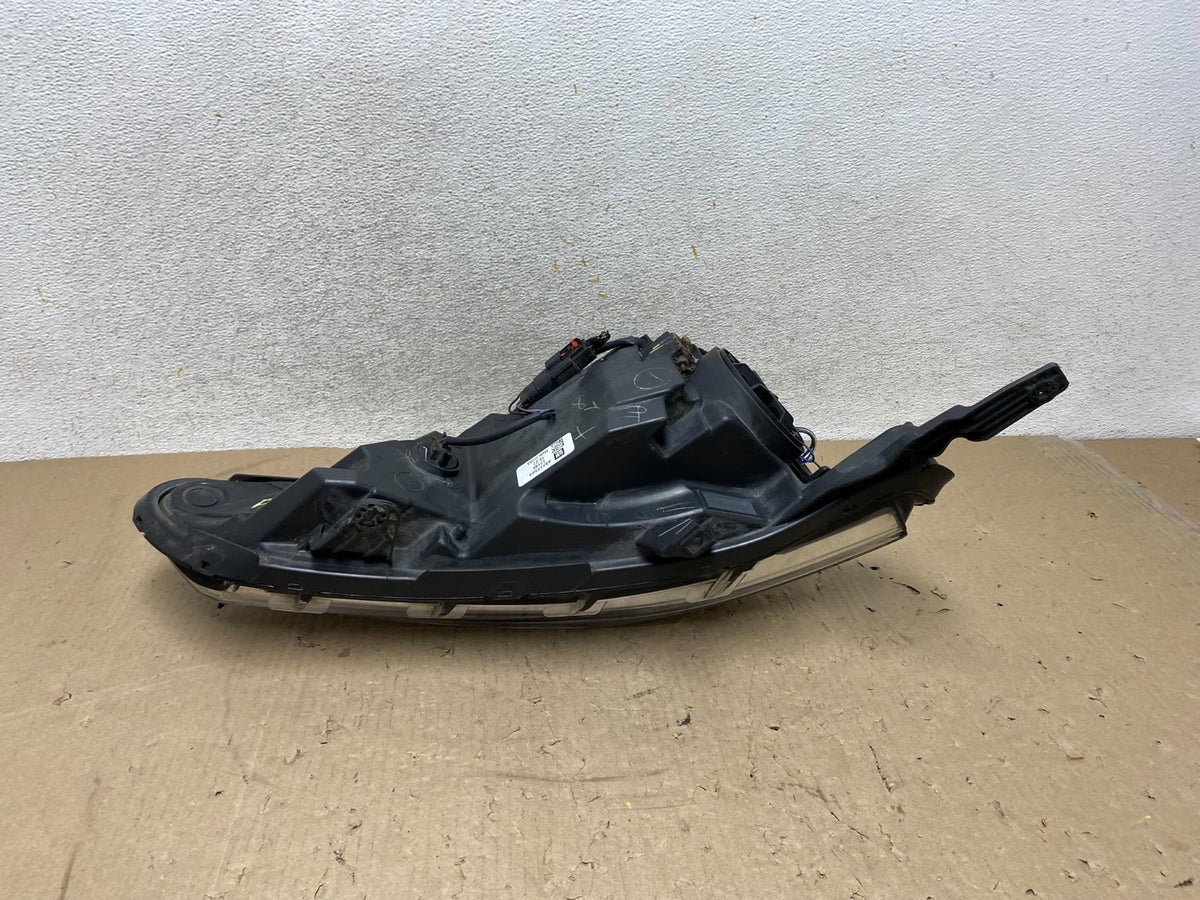 2016 - 2018 Chevrolet Malibu Left Driver LH Halogen Headlight AH7687 DW4