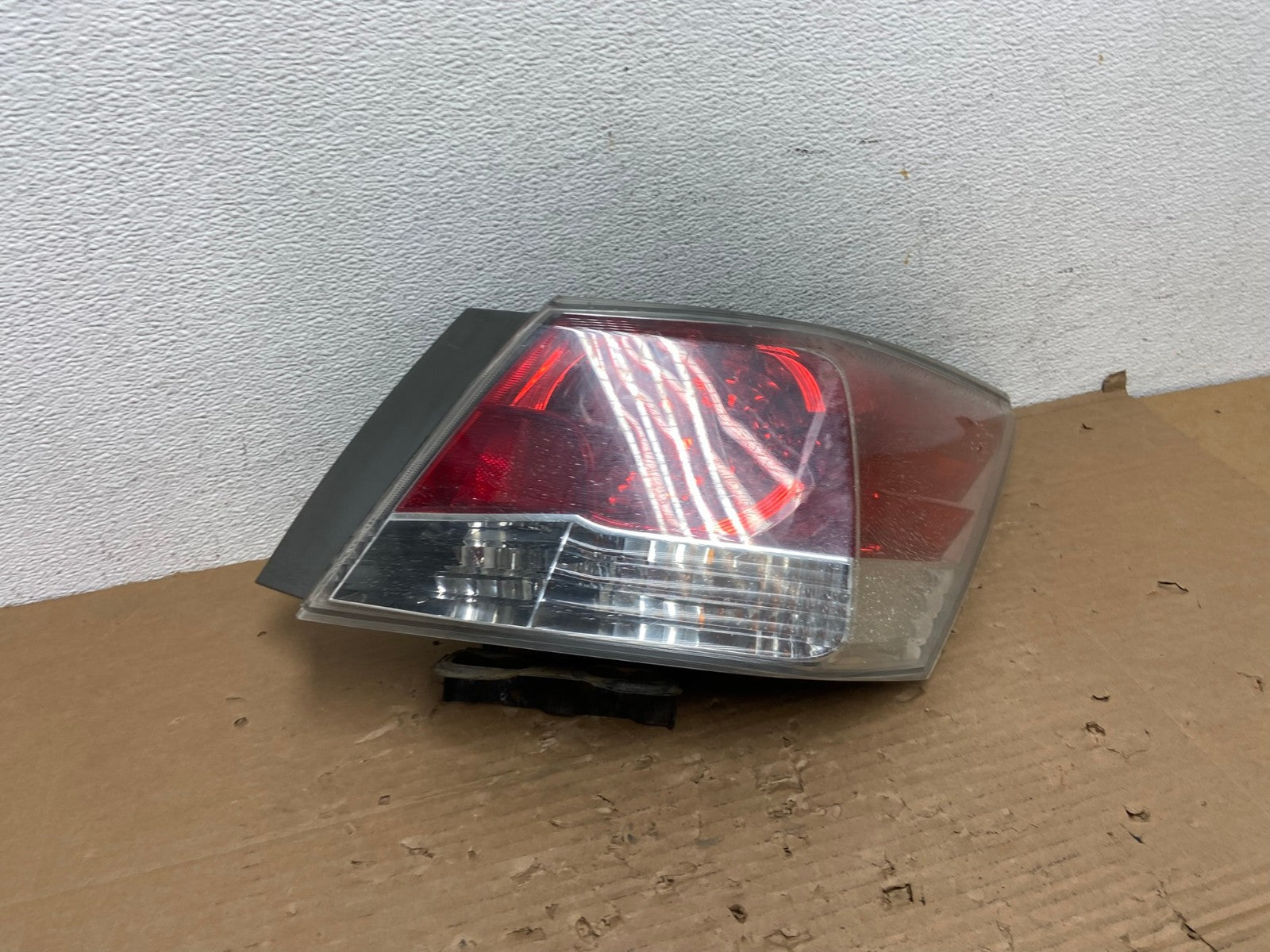 2008 to 2012 Honda Accord Sedan Tail light Right Passenger RH Side AD4281 LK2