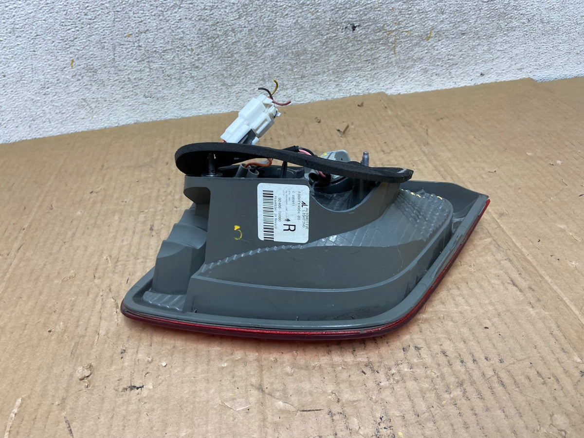 2011 2012 2013 Kia Sorento Right Passenger Inner Tail Light AI6648 LK7