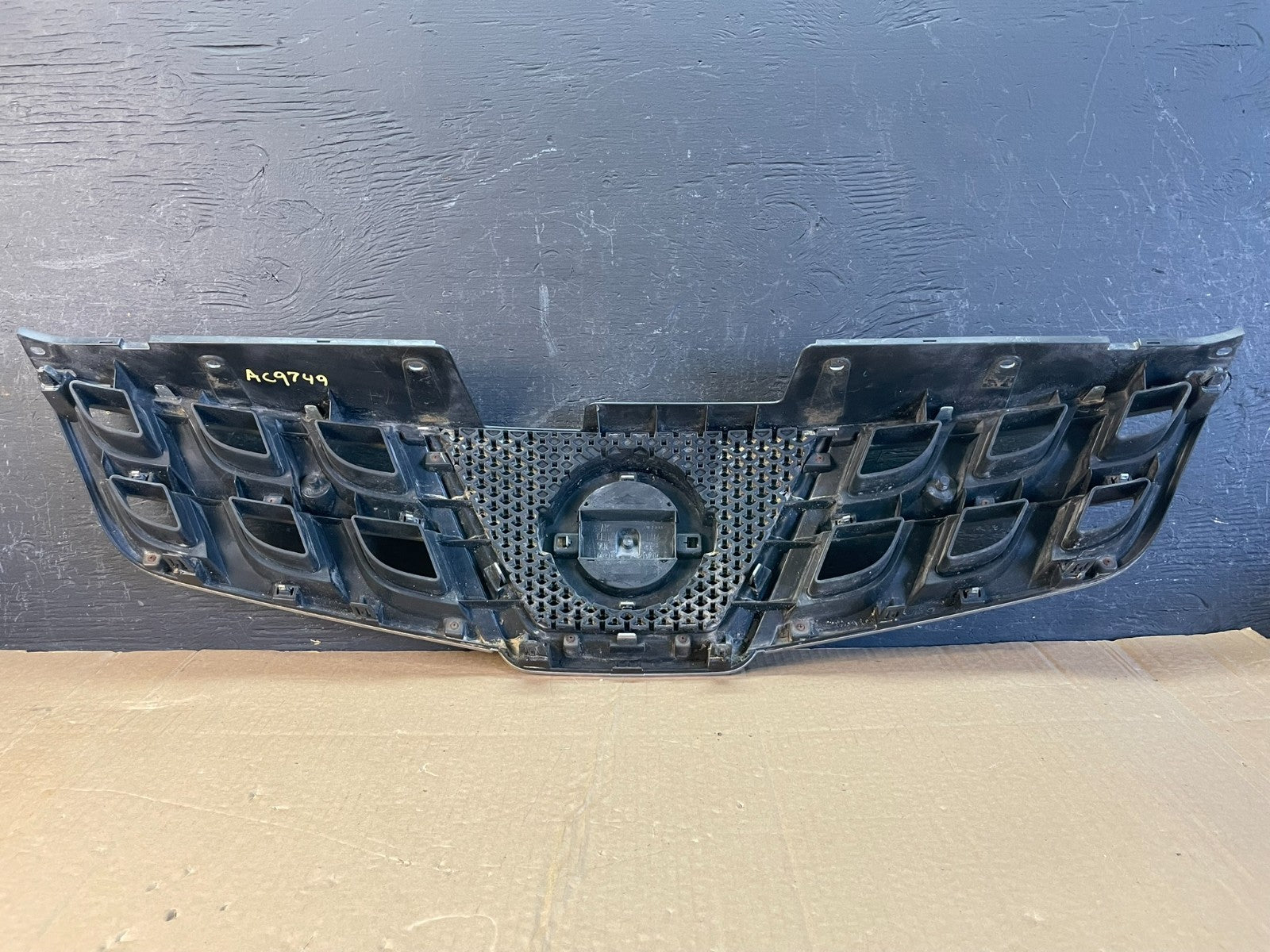 2011 to 2015 Nissan Rogue Front Upper Chrome Grill Grille AC9749 DW3