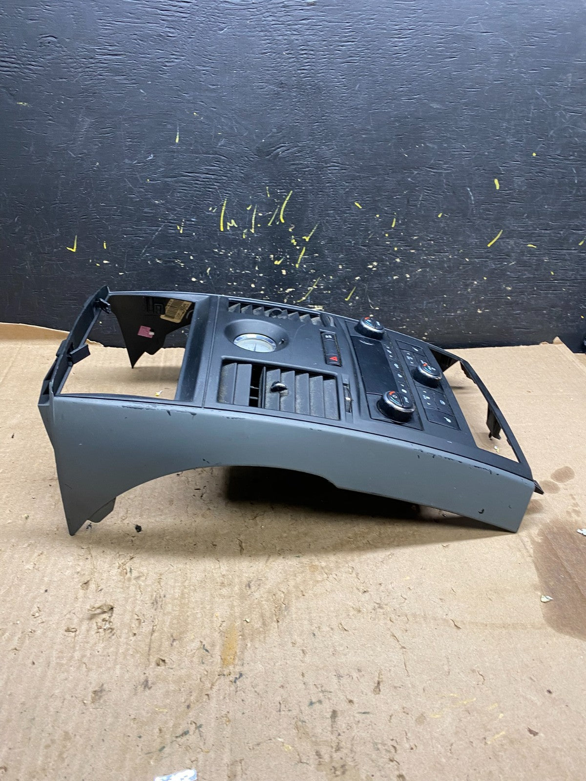 2008-2010 Dodge Grand Caravan Radio Bezel Climate Control AC Heater Z1908 DG3