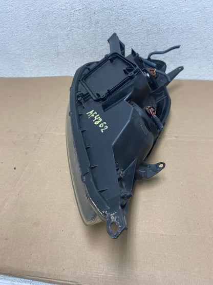 2004-2005 Toyota Sienna Left Driver LH Side Halogen Headlight AF4362 LK6