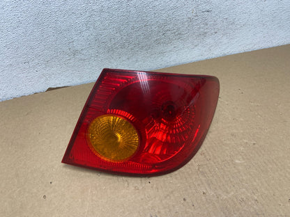2003 to 2005 Toyota Corolla Right Passenger RH Side Tail Light AF7355 DW0