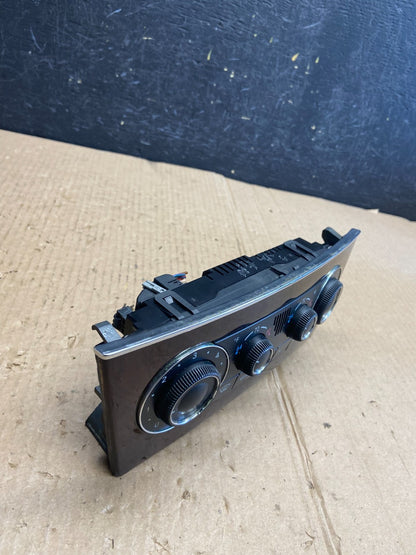 2005-2009 Mercedes W203 C230 C240 A/C Heater Climate Control Trim AE3886 DG1