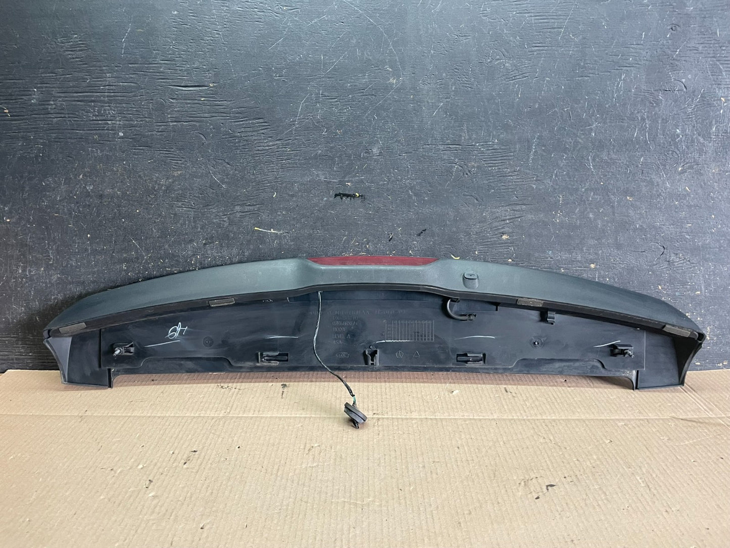 2007 to 2010 Jeep Compass Spoiler 3RD Third Break Light Rear OEM Z8400 DG4