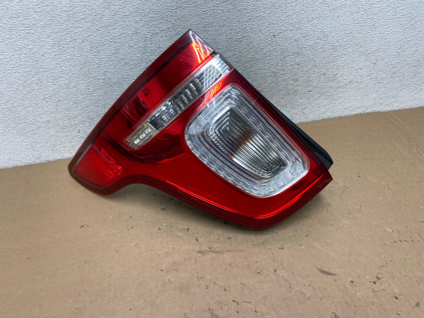 2011 2012 2013 2014 2015 Ford Explorer Left Driver LH Side Tail light AG4153 LK0
