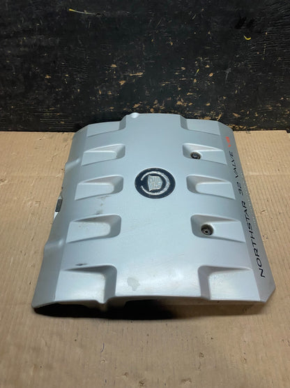 2001 to 2004 Cadillac Deville Seville Northstar Engine Motor Cover W5760 DG3