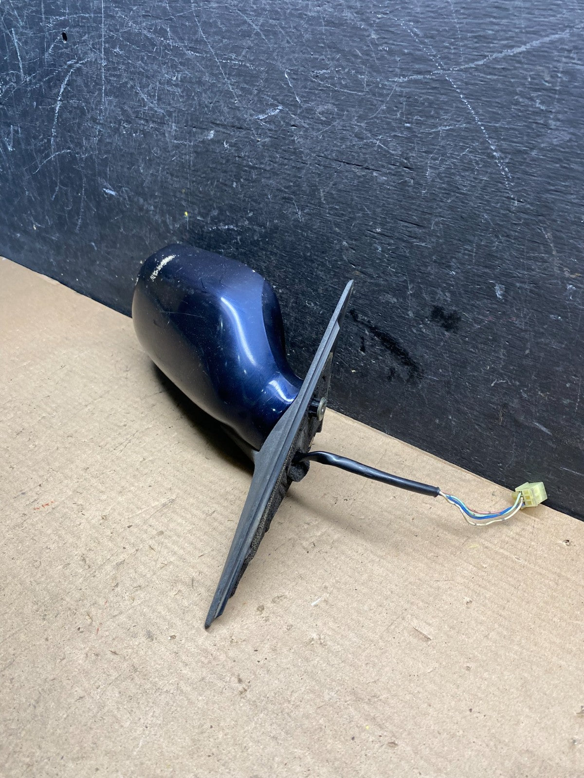 2000 to 2004 Subaru Legacy Right Passenger RH Door Mirror Oem Q6055 DG1