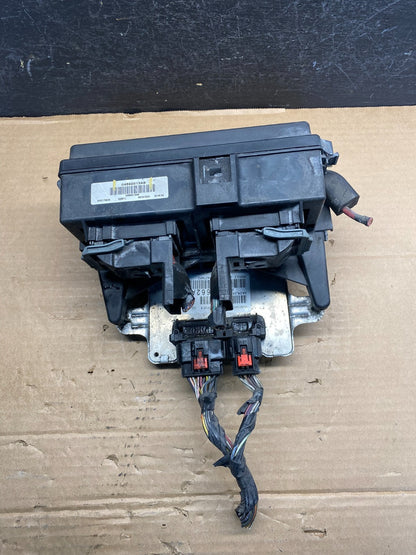 2004 2005 Dodge Durango Fusebox Fuse Box Relay Body BCM Control Module ad7629 DG0