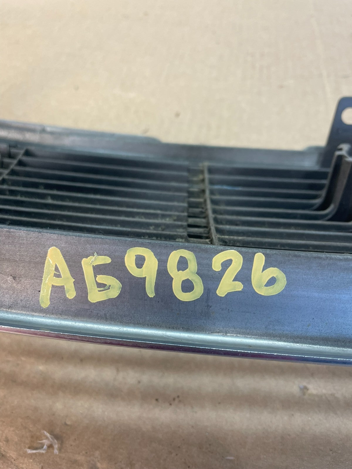 1995 1996 1997 Toyota Avalon Front Upper Grill Grille AG9826 DG5