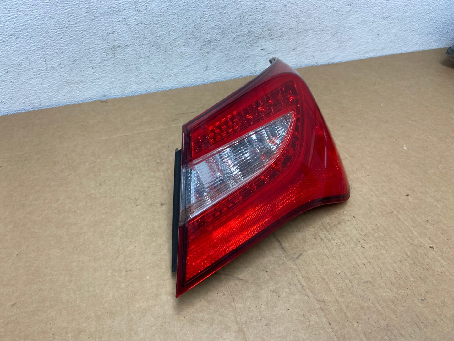 2011-2014 Chrysler 200 Sedan Right Passenger Side RH Tail Light AD5425 LK2